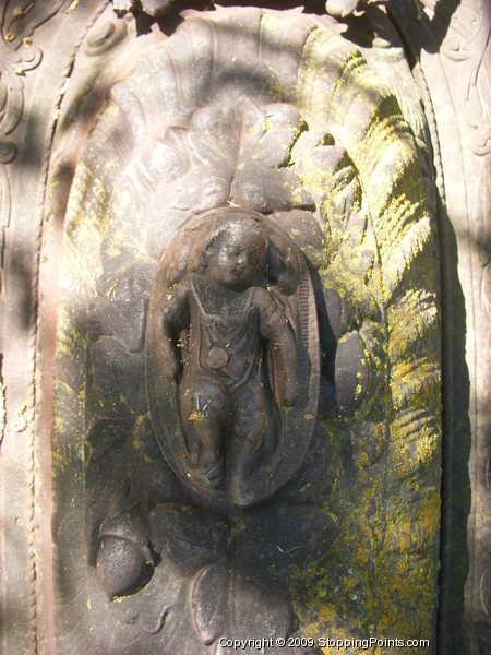 Victorian Metal Grave Cover - detail