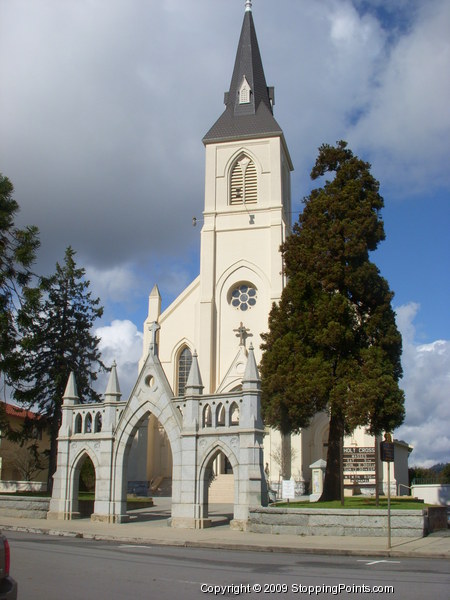 Holy Cross Church and Arch