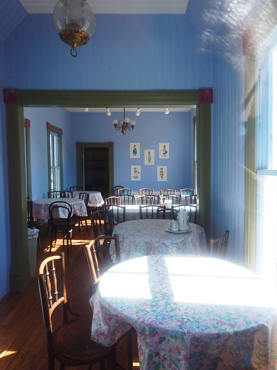 Interior of the Woodruff-Fontaine Gingerbread House