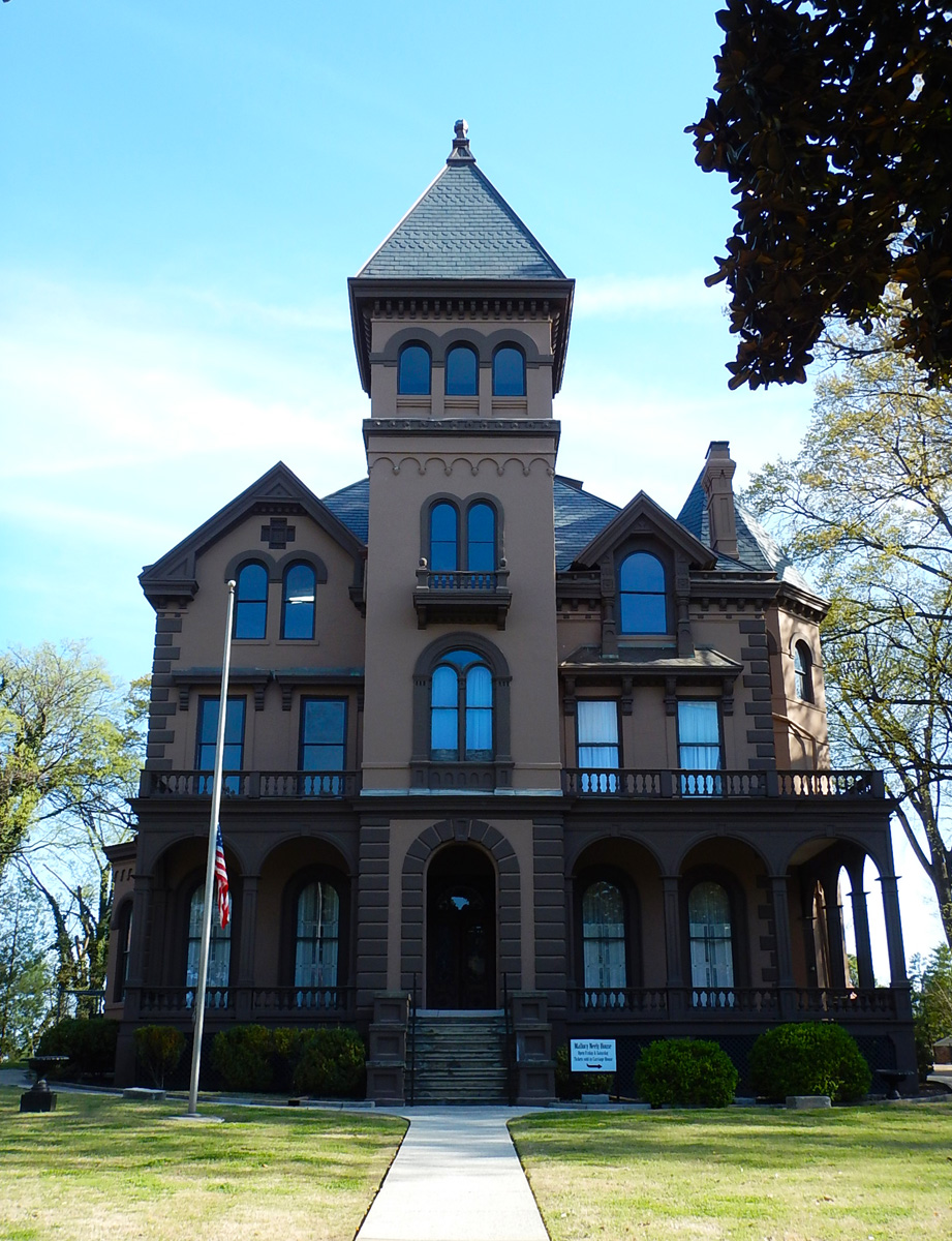 Mallory Neely House, Front