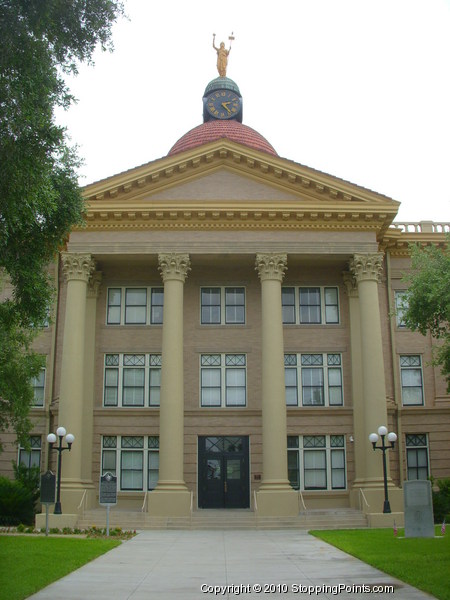 Beeville Courthouse