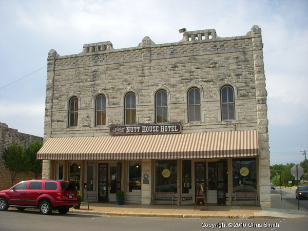 Nutt House Hotel in Granbury, Texas