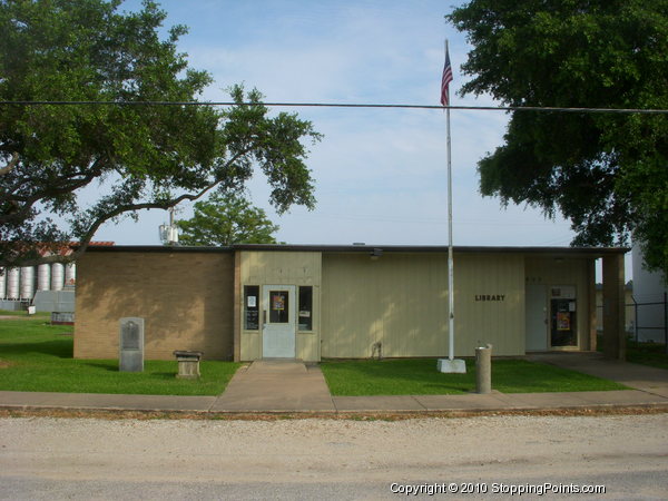 Louise Texas Public Library