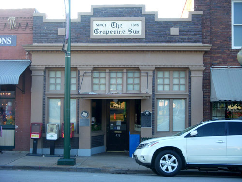 Grapevine Sun Building (Old Tarrant State Bldg.)