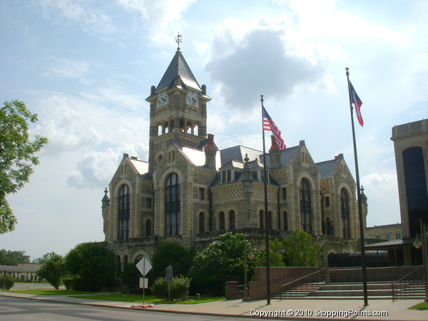 Victoria's Courthouse