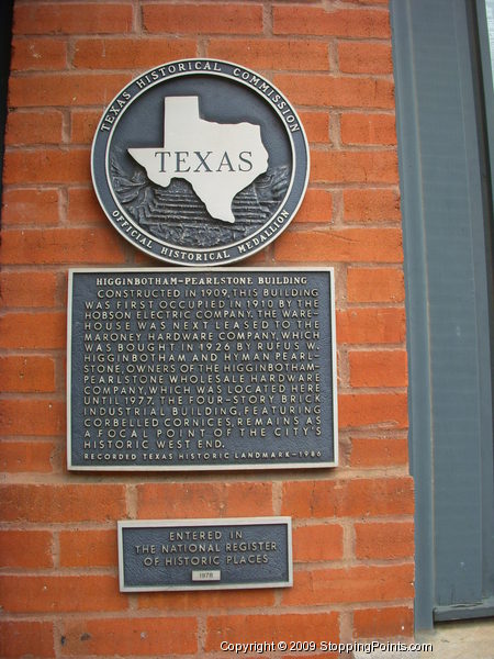 Higginbotham Pearlstong Building Historical Marker