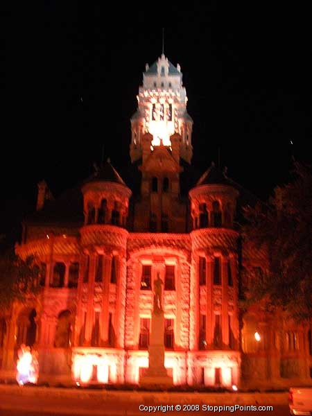 Ellis County Courthouse - Photo 2